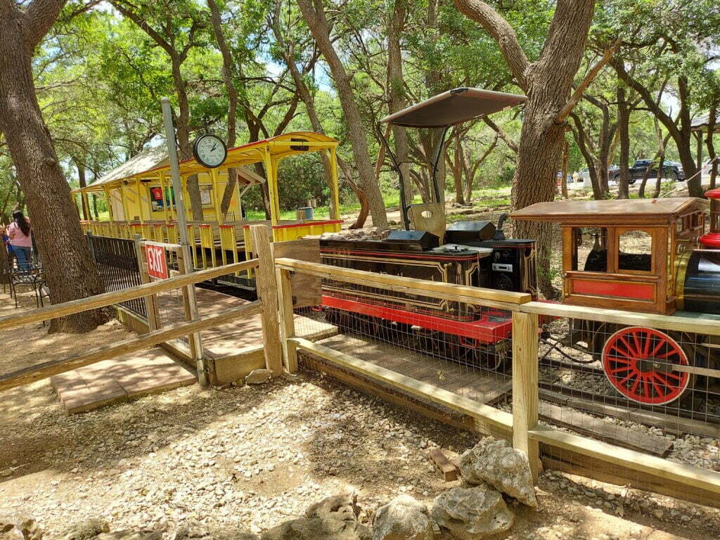 Leander, TX 11 Garage Door Repair Austin, TX